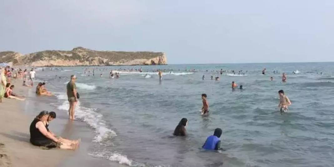 Turistler akın etse de yaşayanlar kaçmak istiyor! Sıcaklık artıyor, nem katlanıyor: Orada yaşamak yazın kabus oluyor 6